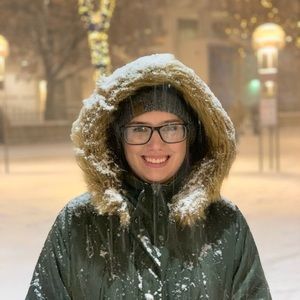 Meet your Posher, Maria